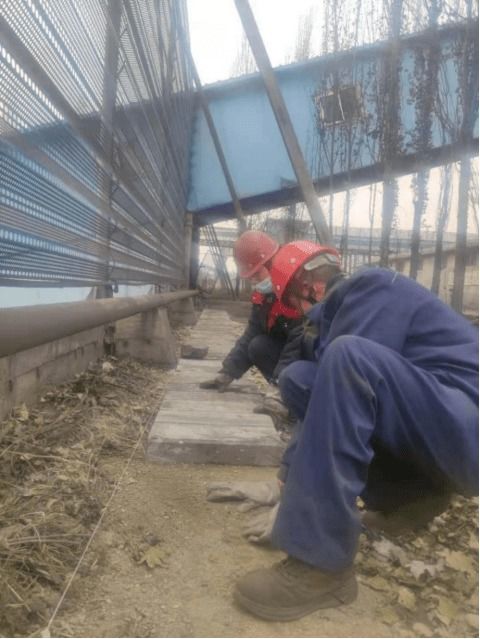 新疆拜城縣眾泰煤焦化選煤廠企業(yè)文化小故事 瓦刀 布兜 鉛筆頭